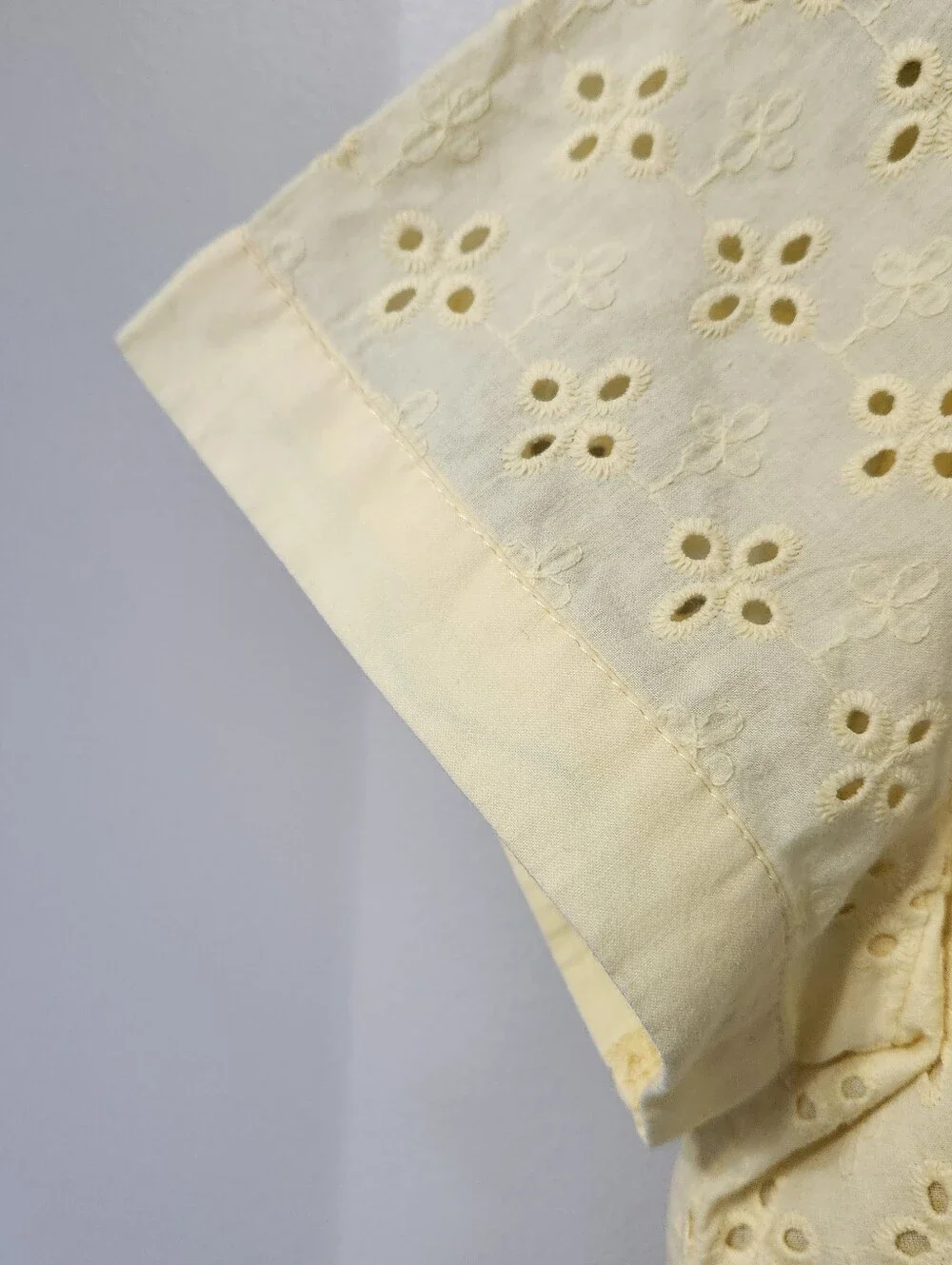 Yellow Eyelet 100% Cotton Short Sleeve Button Up Shirt Lined Floral Embroidered